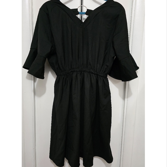 Japanese Plus Size Brand Punyus - Little Black Dress with Silver Hoop Detail - Picture 2 of 4